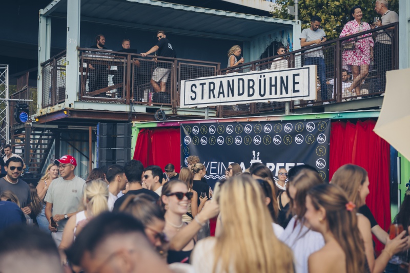 240908-weinufer-stadtstrand-0243